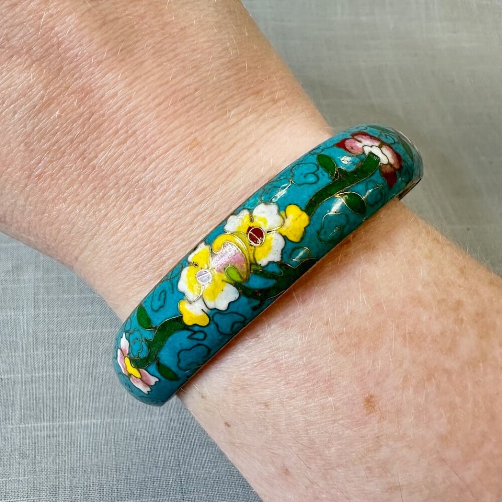 Vintage Floral Cloisonne Blue Bangle Bracelet